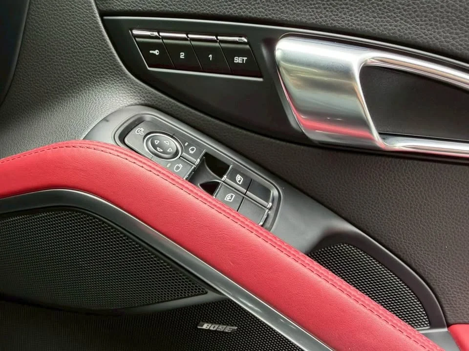 2019 Porsche 718 Boxster and Cayman IV 3