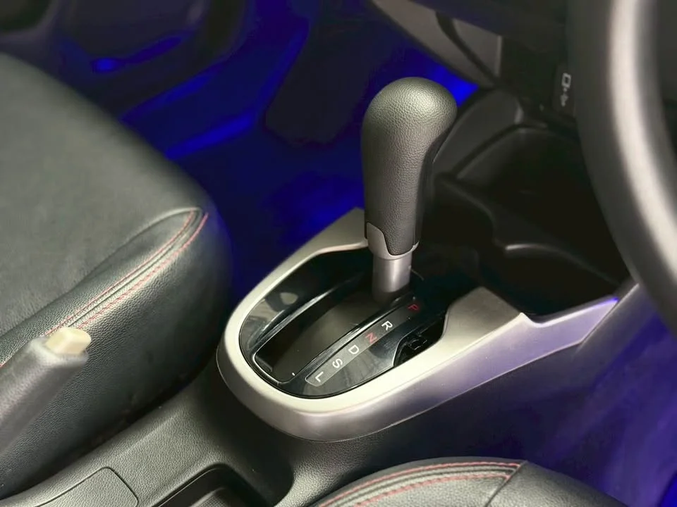 2021 Honda Jazz III 2