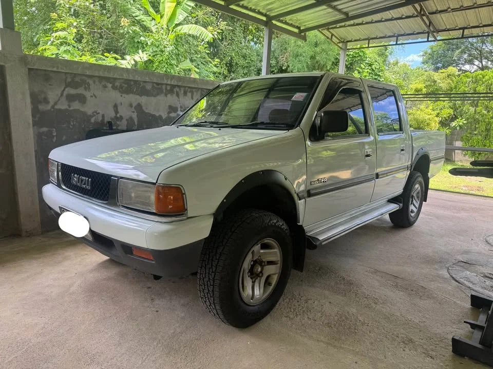 1992 Isuzu TFR III 2