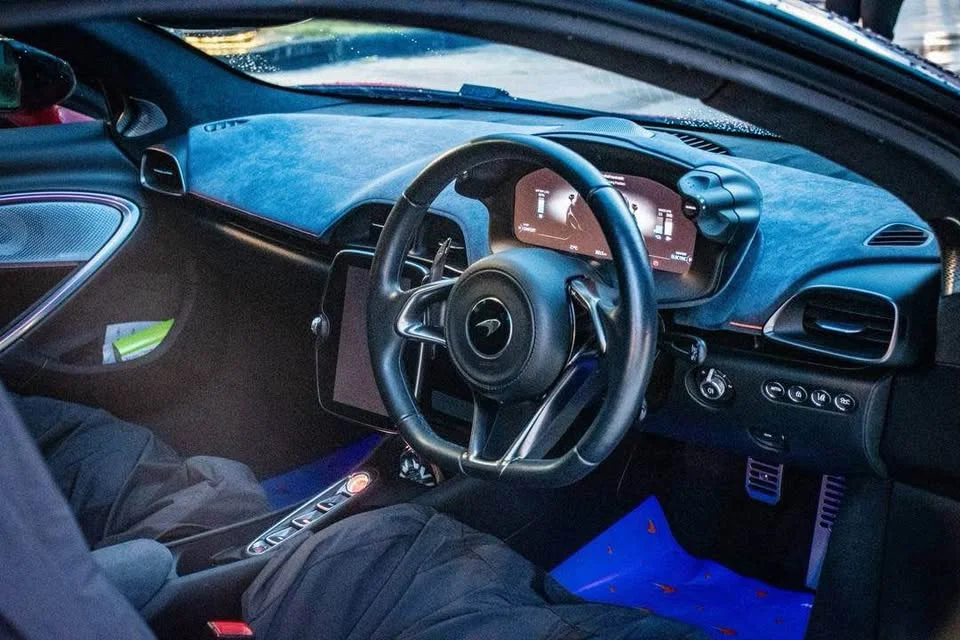 2023 McLaren Artura 2