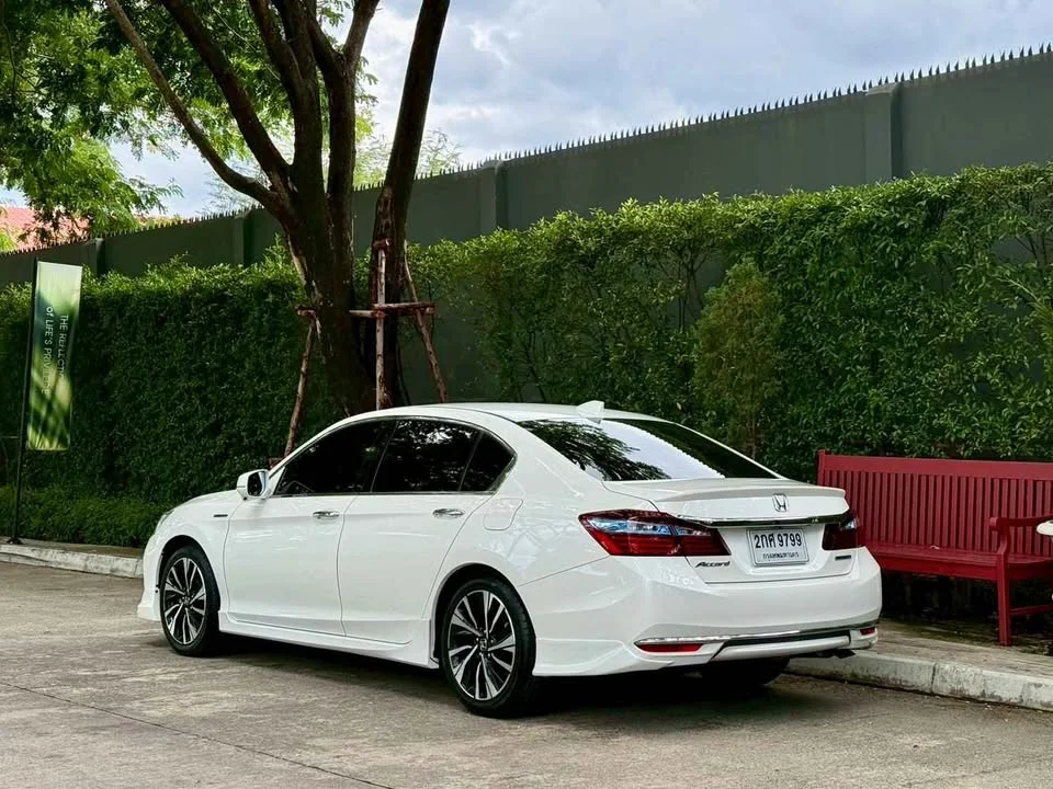 2016 Honda Accord IX 2