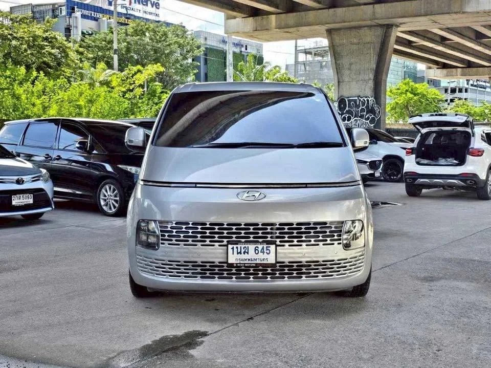 2022 Hyundai Staria US4 2