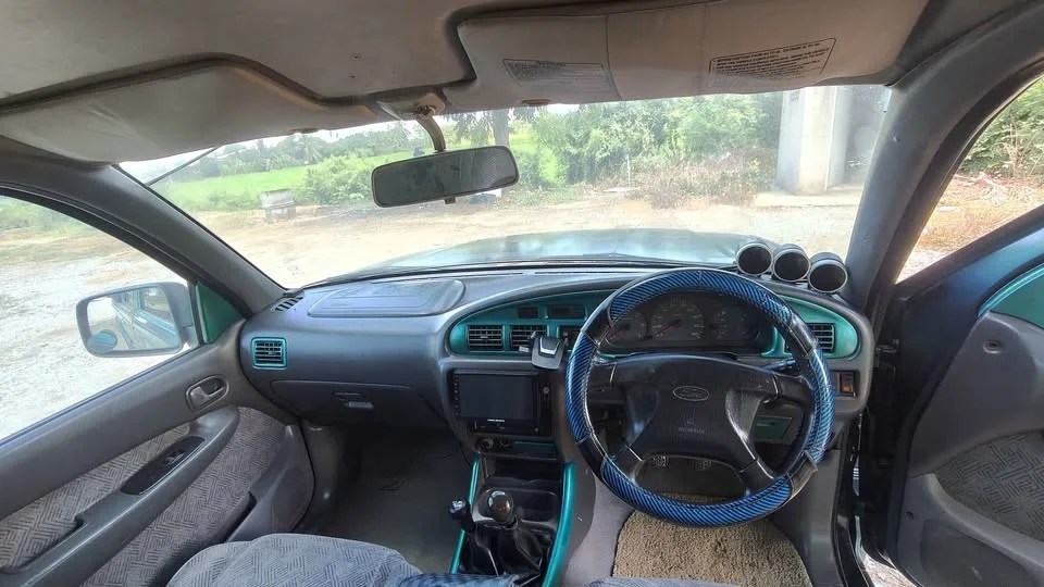 2004 Mazda 2500 Fighter V 3