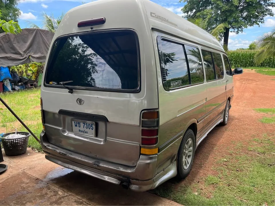 2003 Toyota Commuter IV (H100) 2