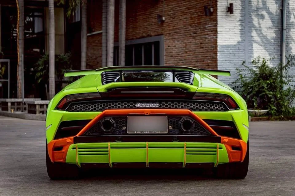 2020 Lamborghini Huracan 2
