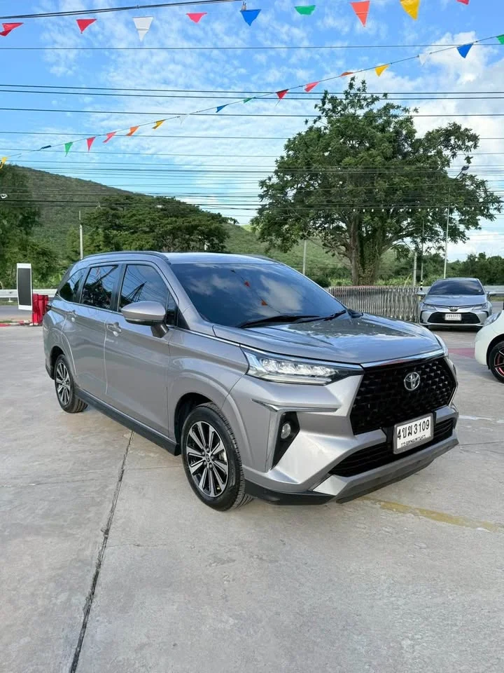 2023 Toyota Veloz III 3