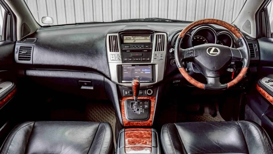2004 Lexus RX II 3
