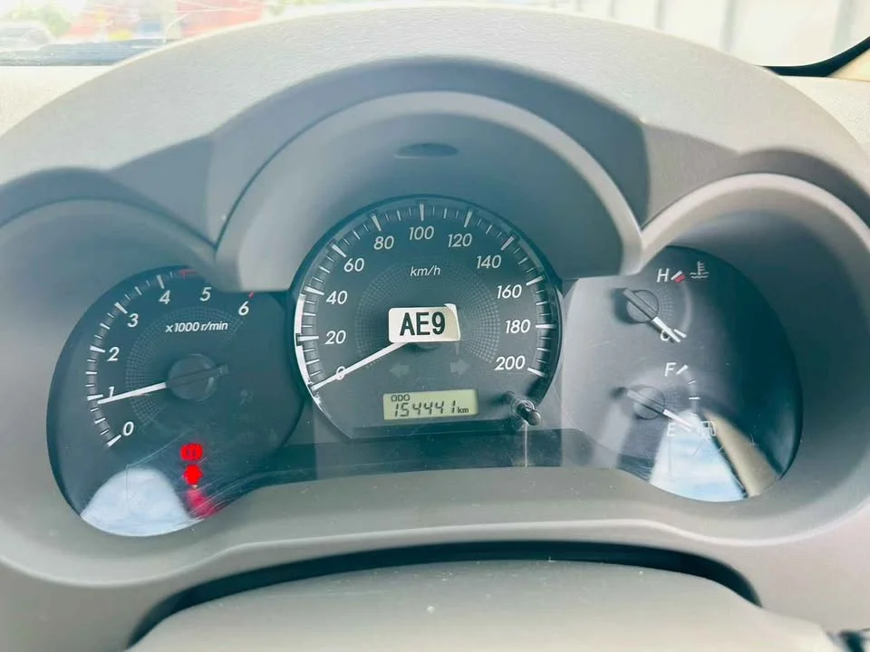 2012 Toyota Hilux VII 2