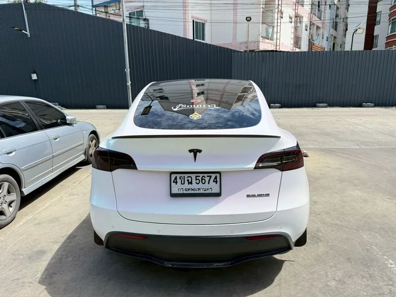 2023 Tesla Model Y 3