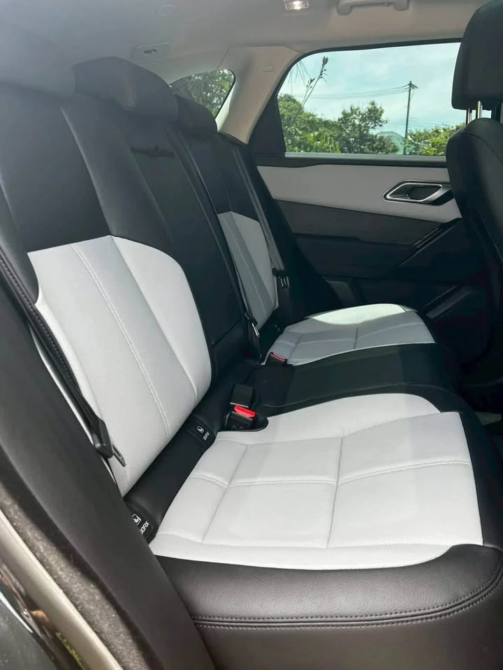 2026 Land Rover Range Rover Velar L560 2