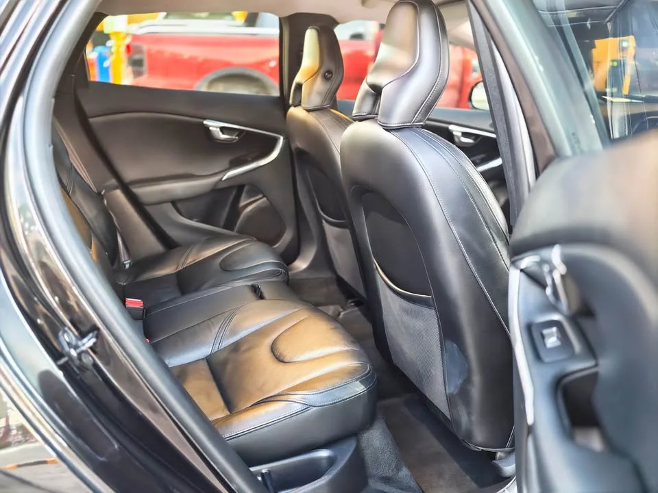 2013 Volvo V40 II 3
