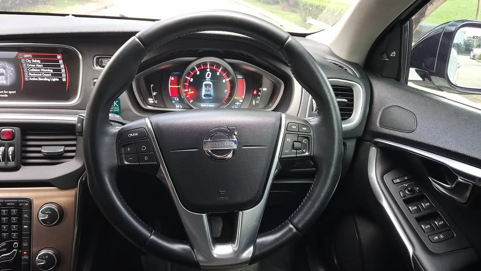 2015 Volvo V40 II 3