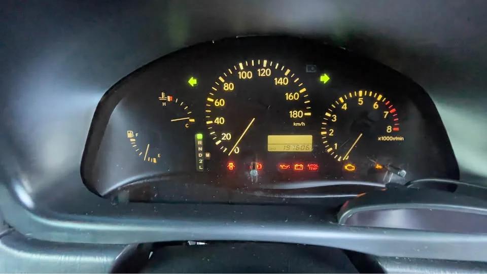 2000 Toyota Harrier I 2