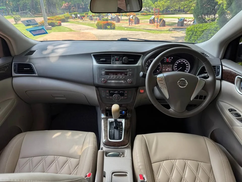 2013 Nissan Sylphy III (B17) 3