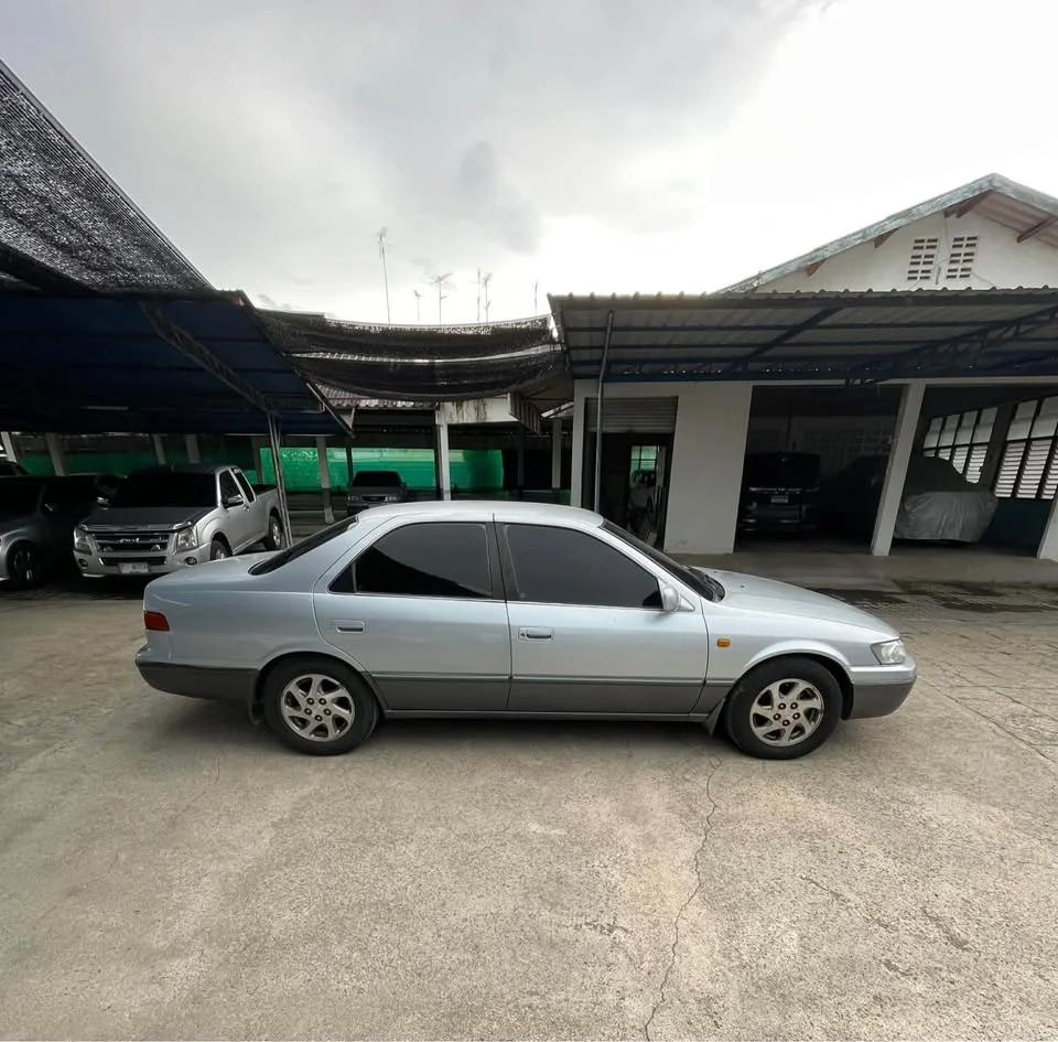 1999 Toyota Camry IV (XV20) 3