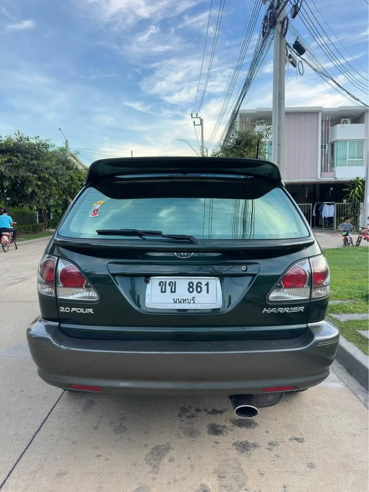 2000 Toyota Harrier I 2