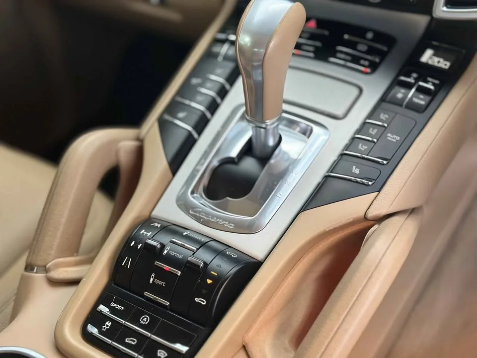 2012 Porsche Cayenne II 2