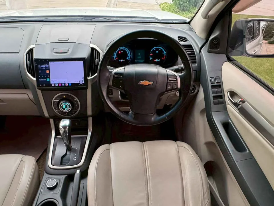 2013 Chevrolet TrailBlazer II 2