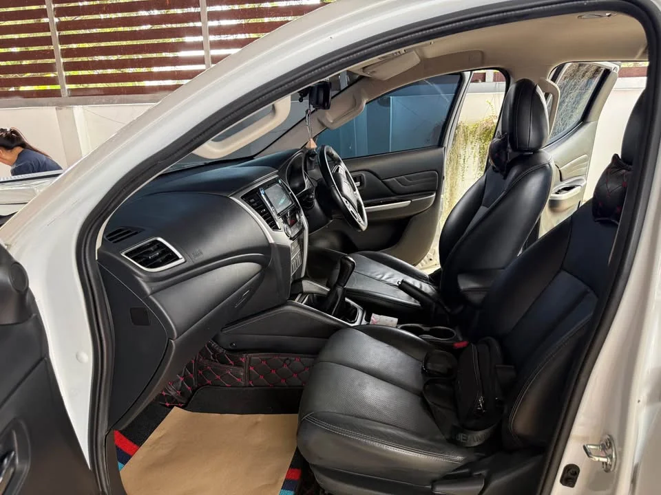 2022 Mitsubishi Triton V 3