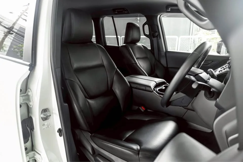 2025 Toyota Land Cruiser J300 3