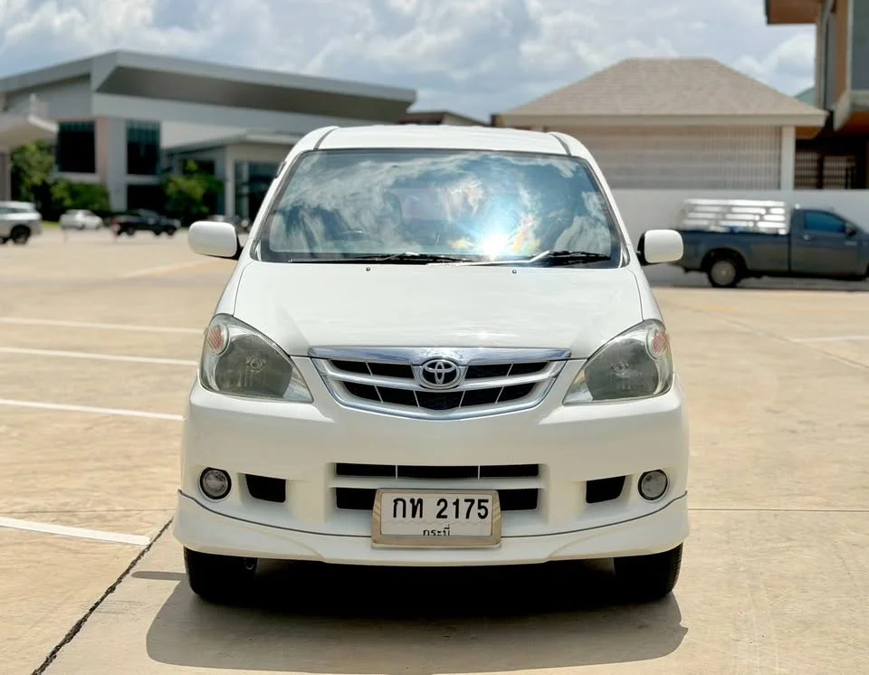2011 Toyota Avanza I 2