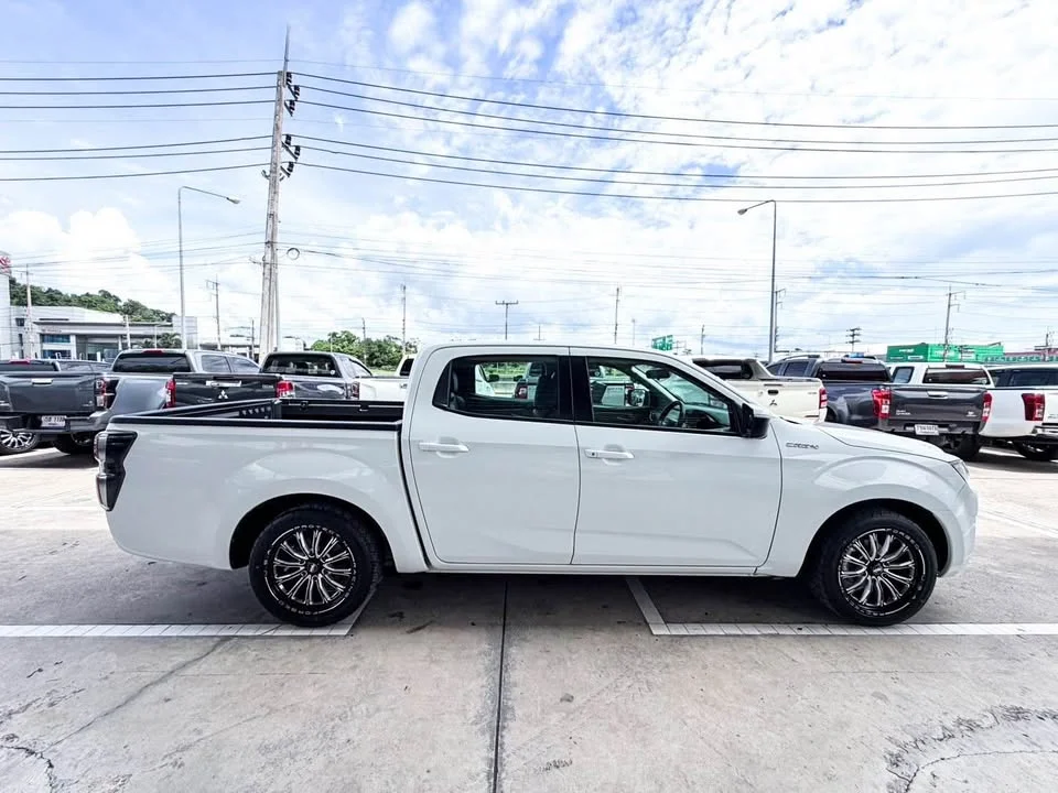 2021 Isuzu D-Max III (RG) 3