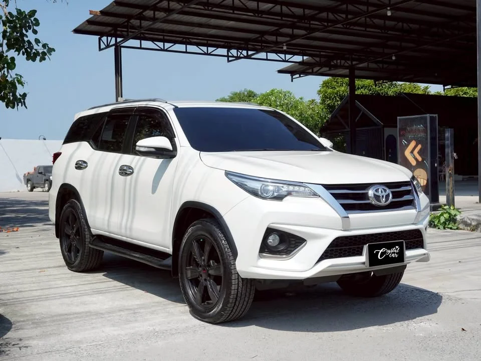2016 Toyota Fortuner II 2
