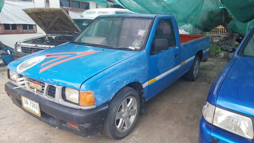 1994 Isuzu TFR III 3