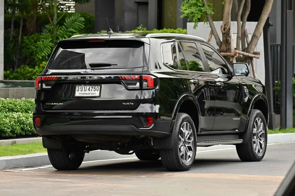 2022 Ford Everest III 3