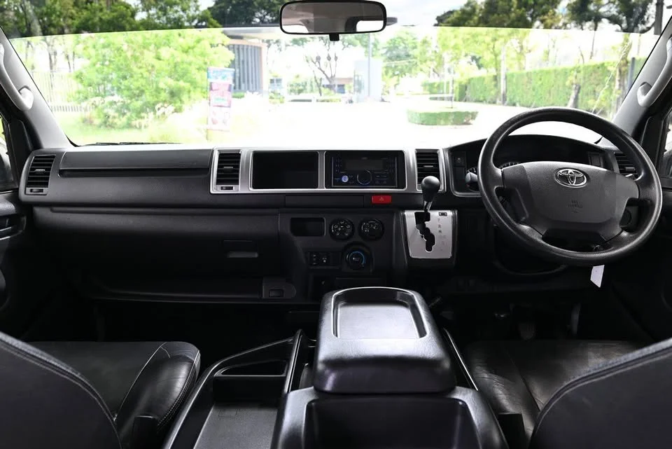 2019 Toyota HiAce V (H200) 3