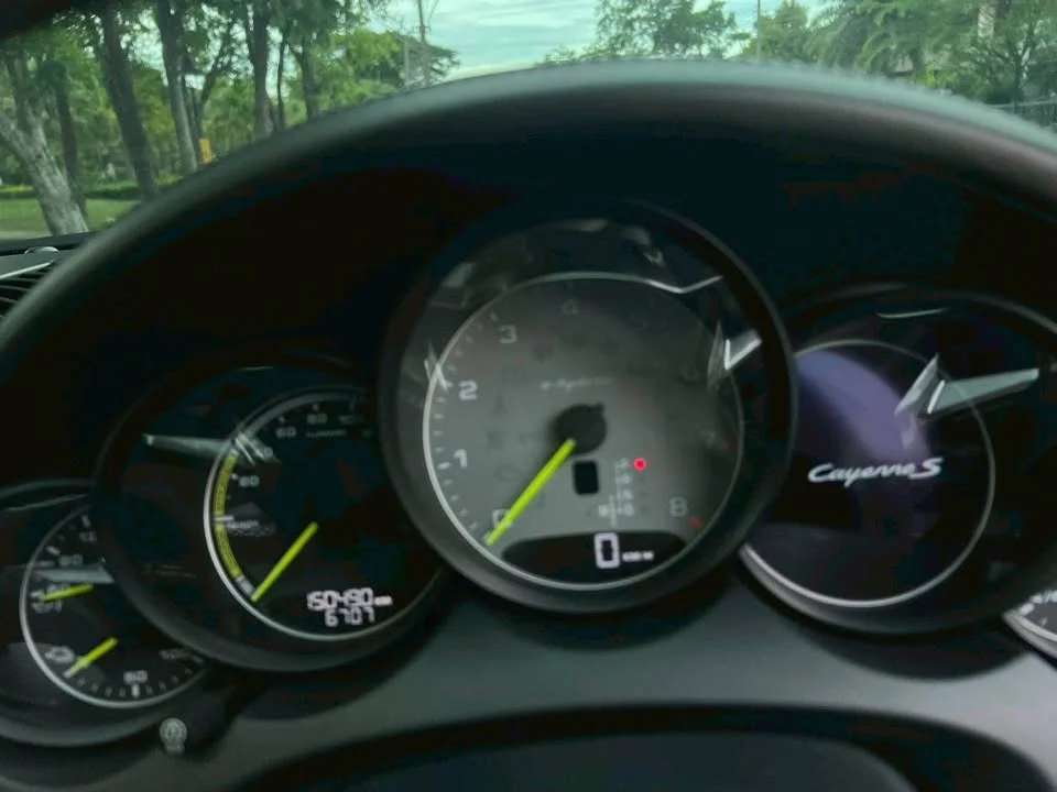 2015 Porsche Cayenne II 3