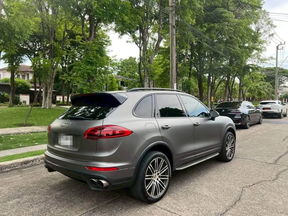 2015 Porsche Cayenne II 2