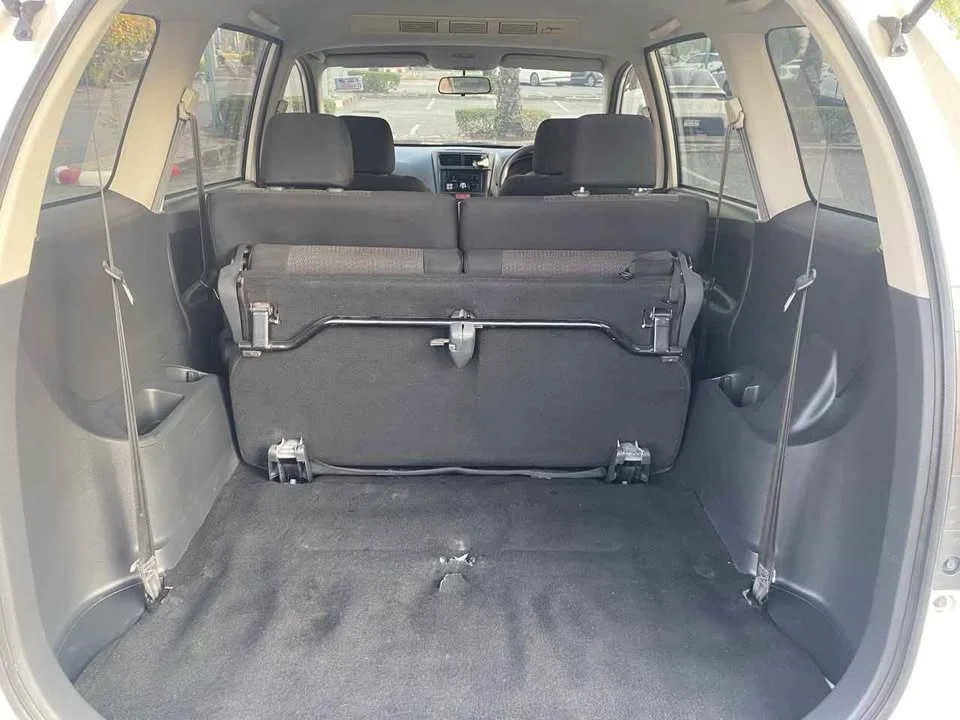 2012 Toyota Avanza II 3