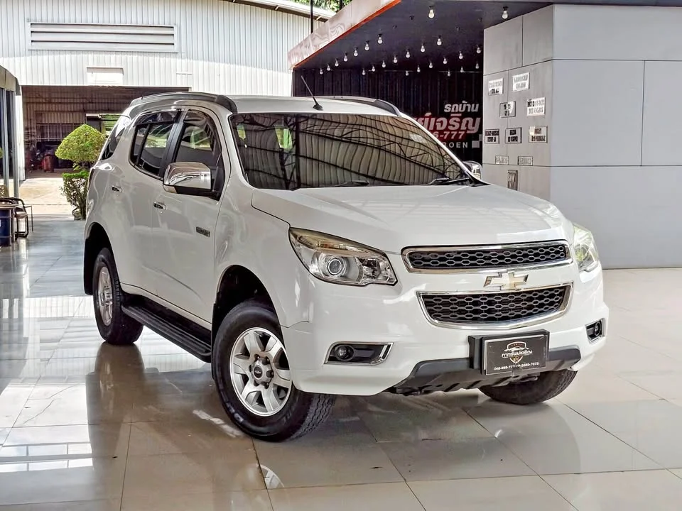 2014 Chevrolet TrailBlazer II 2