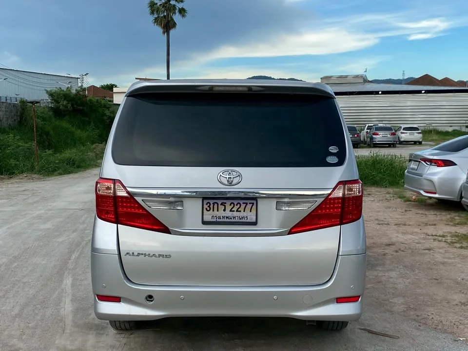 2012 Toyota Alphard, Vellfire II (AH20) 3
