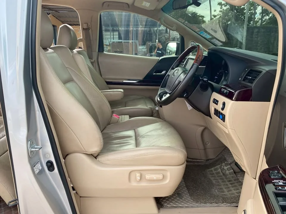 2012 Toyota Alphard, Vellfire II (AH20) 2
