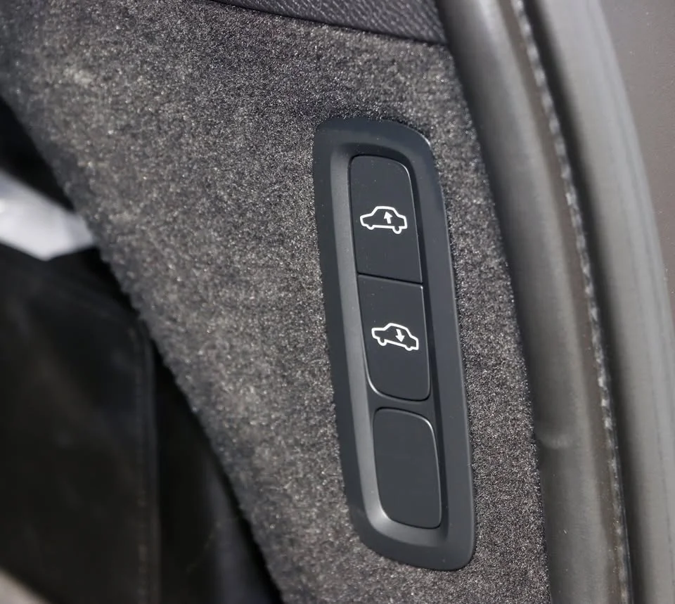 2023 Volvo XC90 II 3