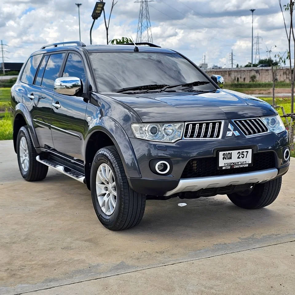 2012 Mitsubishi Pajero Sport II 2