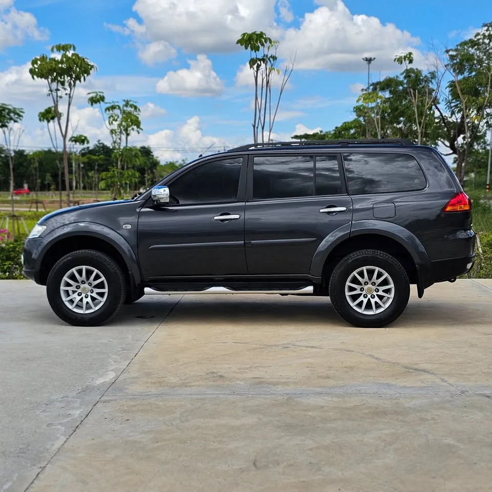 2012 Mitsubishi Pajero Sport II 3