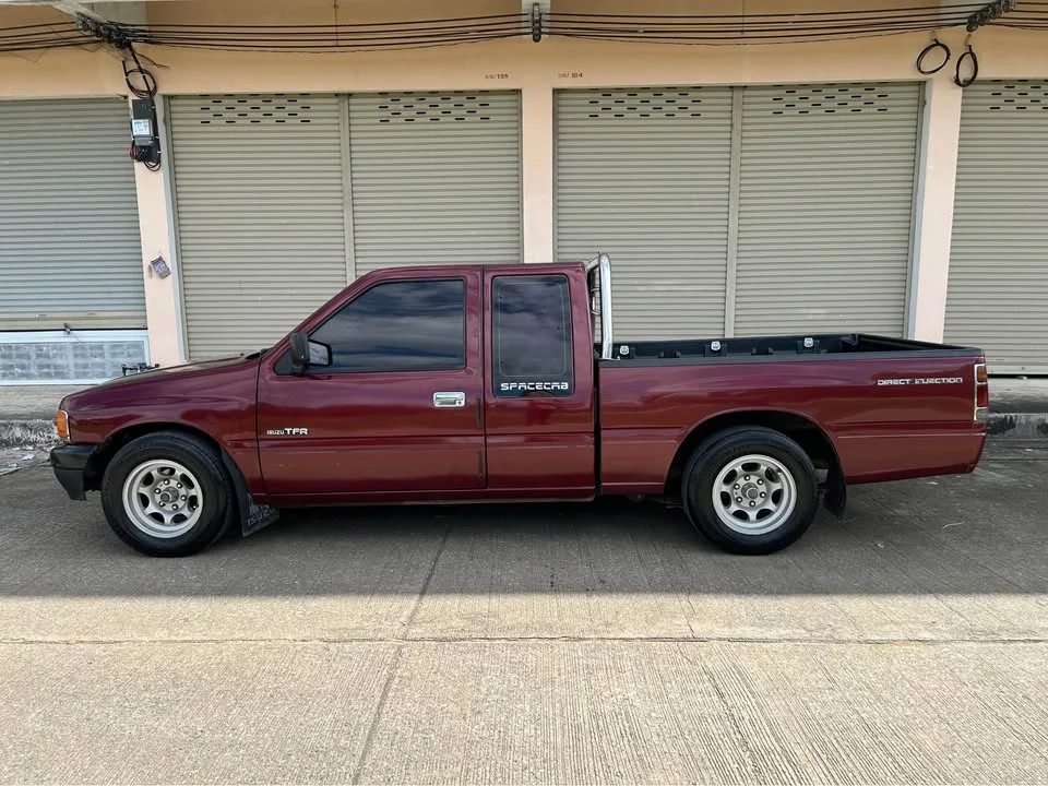 1992 Isuzu TFR III 3