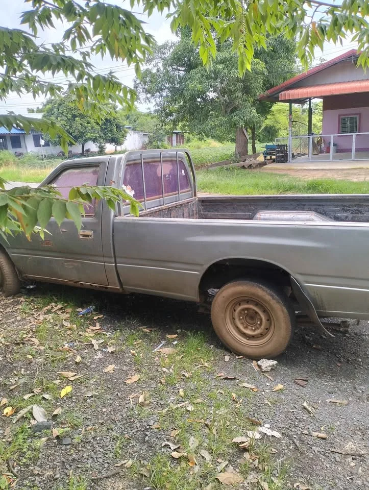 1975 Isuzu TFR III 3