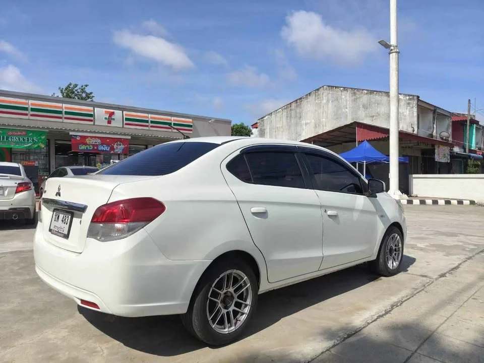 2015 Mitsubishi Attrage VI 3