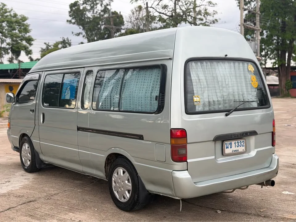 1995 Toyota Commuter IV (H100) 3
