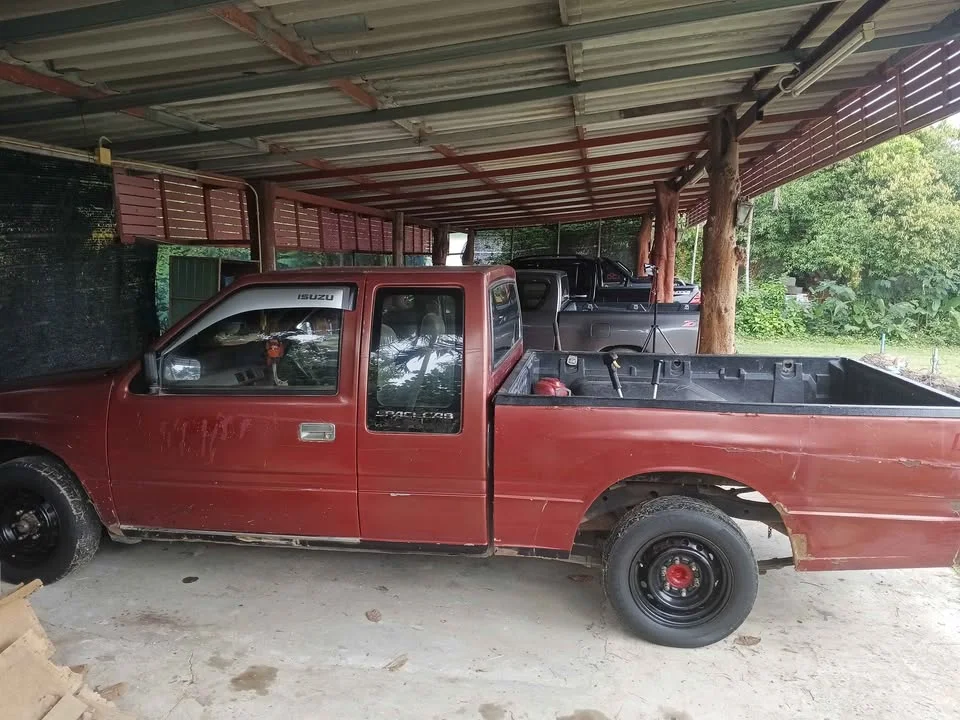 1991 Isuzu TFR III 3