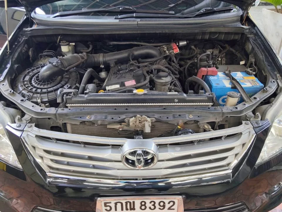 2013 Toyota Innova I 3
