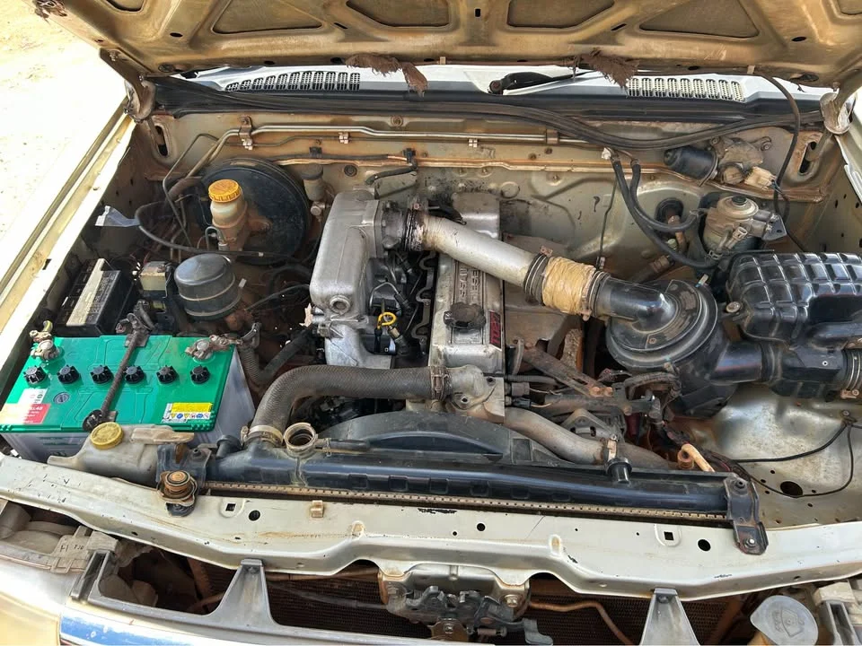 2004 Nissan Frontier I 2