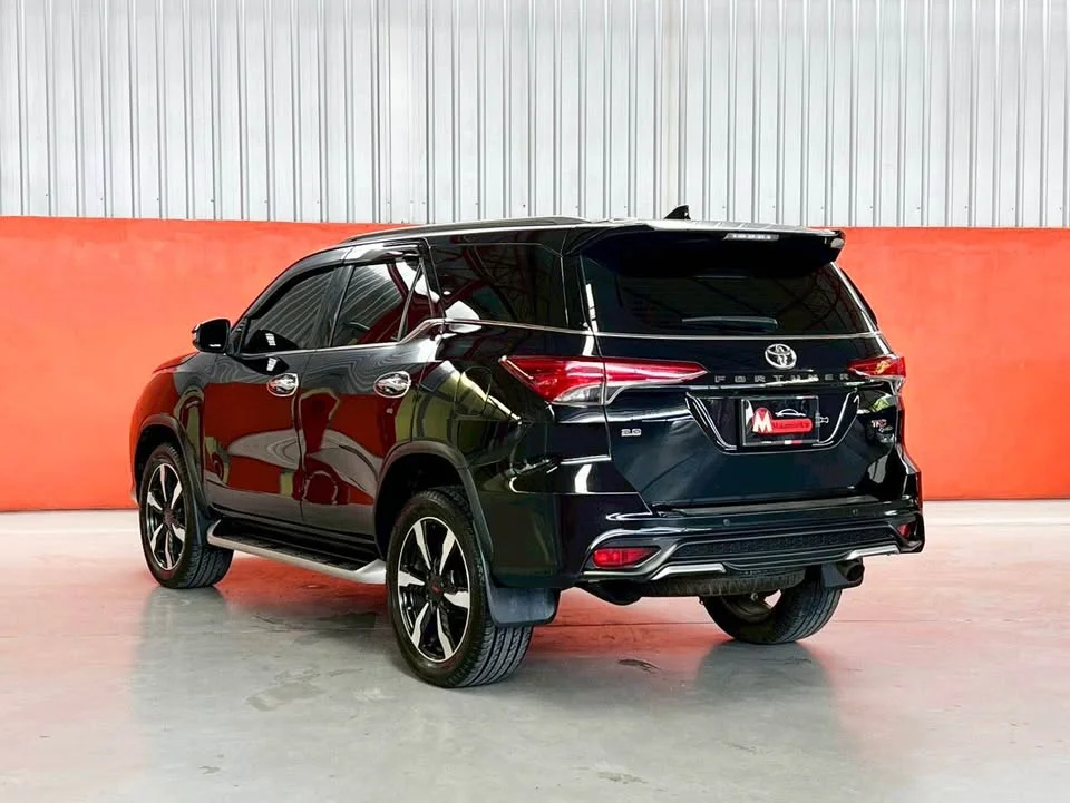 2018 Toyota Fortuner II 3
