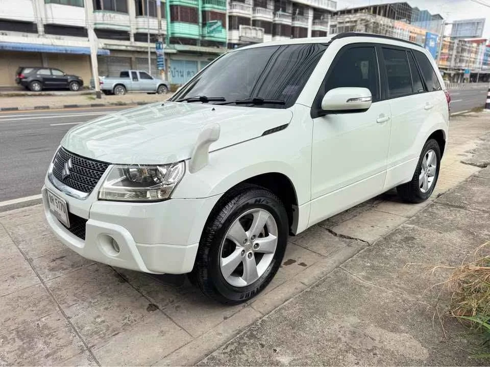 2011 Suzuki Grand Vitara III 2