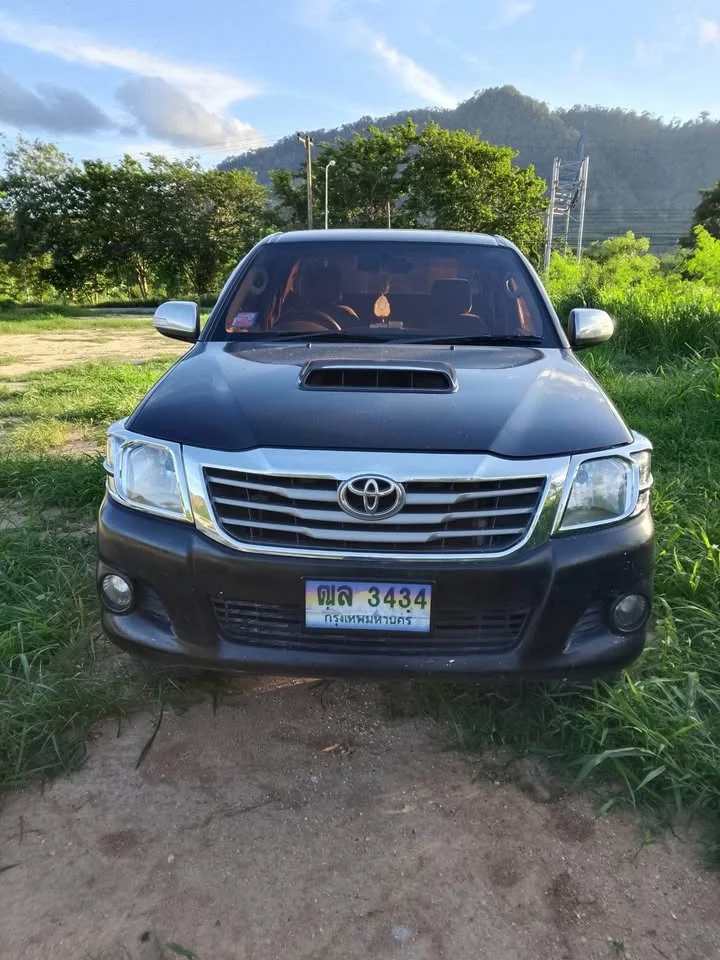 2012 Toyota Hilux VII 3