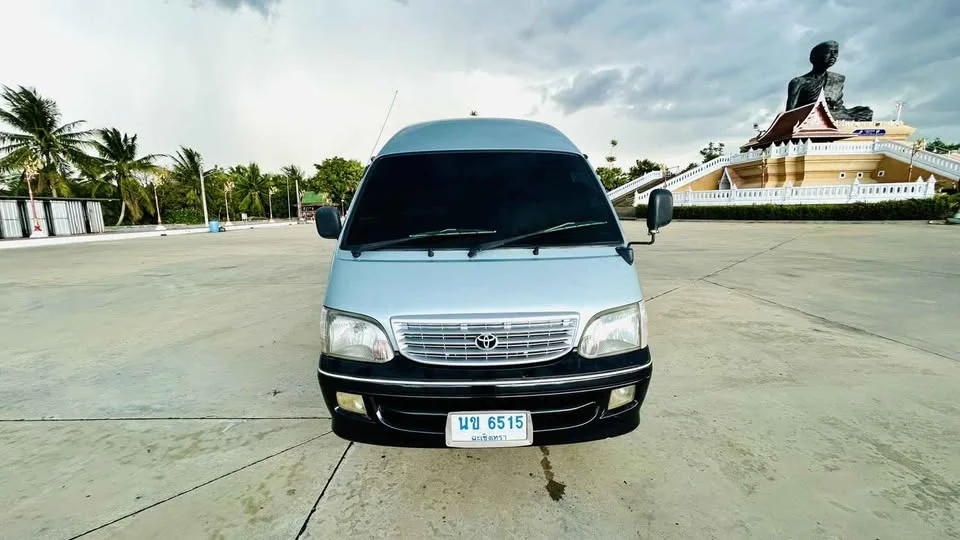 2004 Toyota Commuter IV (H100) 3